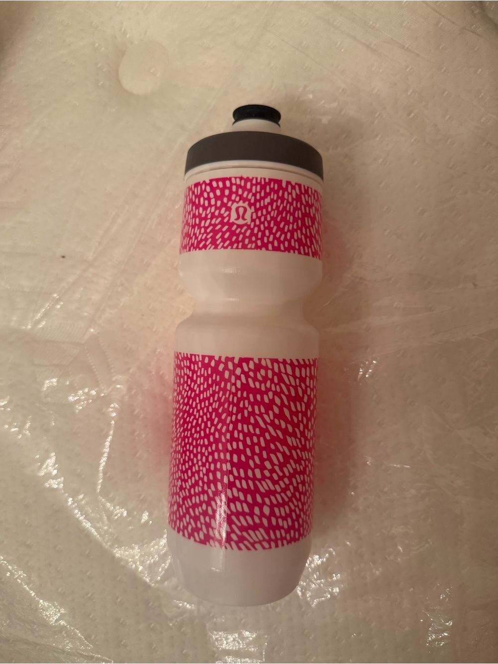 Lululemon water bottle